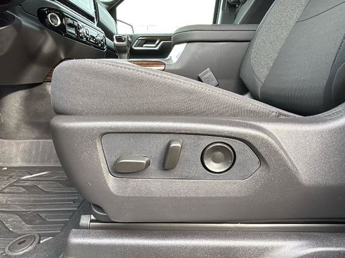 New 2026 GMC Sierra 1500 Elevation image 24