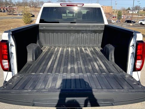 Used 2023 GMC Sierra 1500 Pro w/ Trailering Package image 7