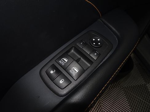 Used 2023 Dodge Challenger R/T Scat Pack image 7