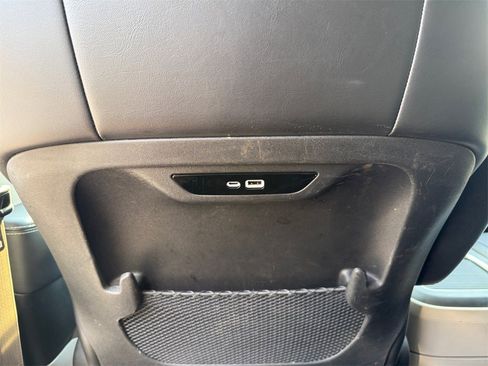 Certified 2024 Chrysler Pacifica Touring-L image 27