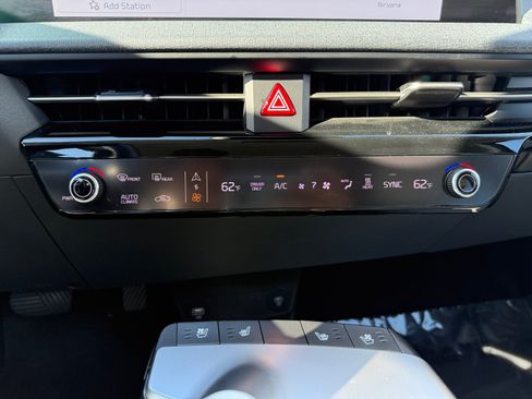Used 2024 Kia EV6 Wind RWD image 13