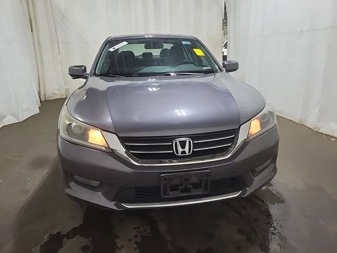 Used 2015 Honda Accord EX image 2