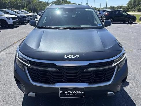 New 2026 Kia Seltos S AWD/4WD image 2
