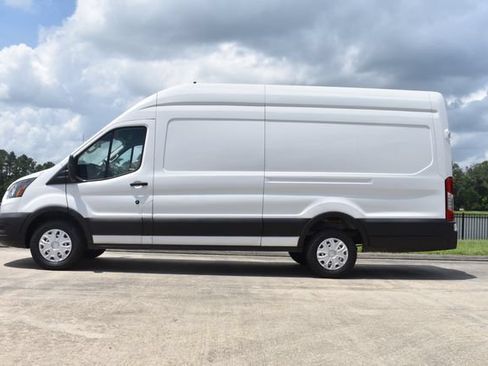 Used 2023 Ford Transit 250 148 High Roof Extended RWD image 3