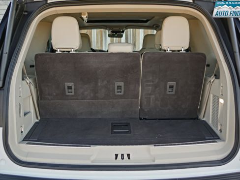 Used 2020 Lincoln Navigator Reserve w/ Equipment Group 208A Reserve image 30