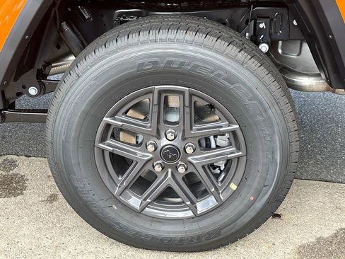 New 2025 Jeep Gladiator Sport image 41