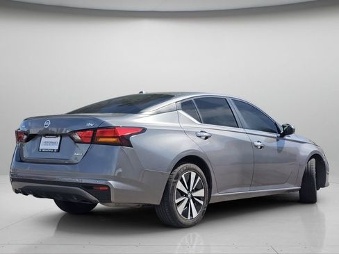 Used 2022 Nissan Altima 2.5 SV AWD/4WD image 22