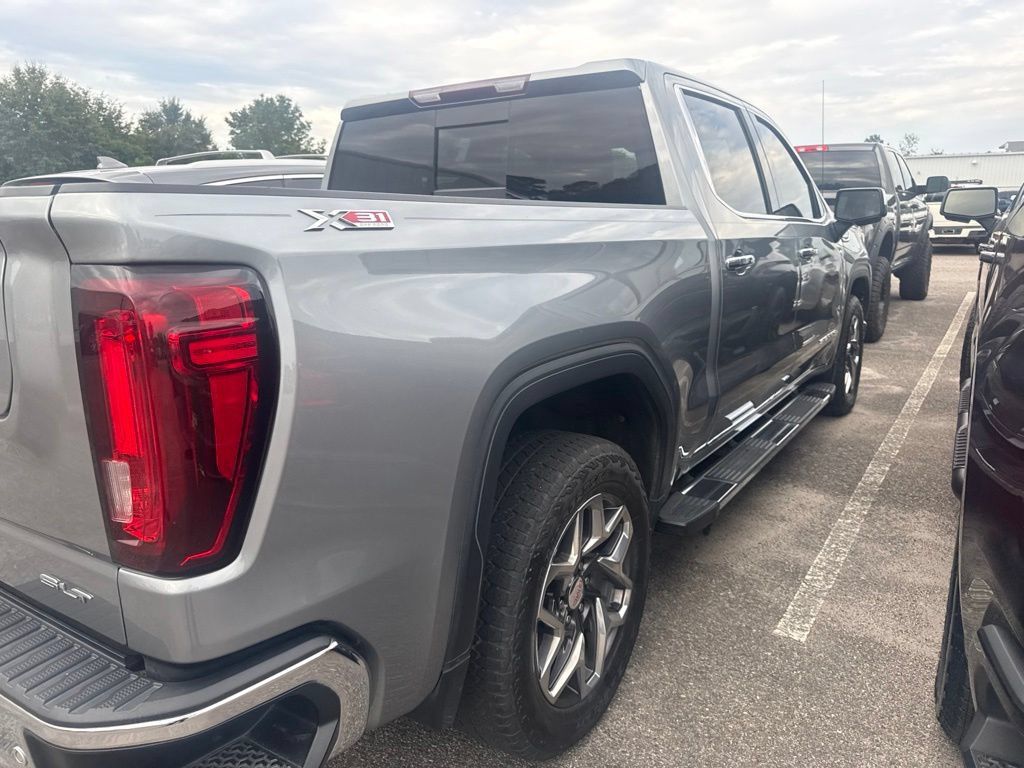 Used 2024 GMC Sierra 1500 SLT w/ SLT Premium Plus Package AWD/4WD image 8