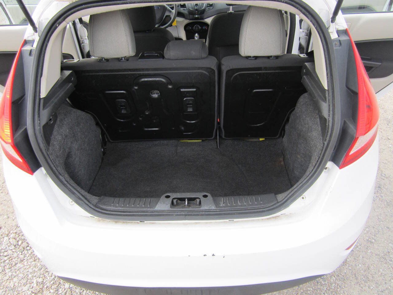 Used 2013 Ford Fiesta S FWD image 13