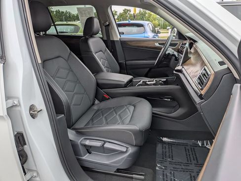 Used 2026 Volkswagen Atlas SE AWD/4WD image 24
