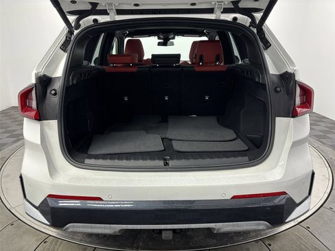Used 2023 BMW X1 xDrive28i w/ Premium Package image 21