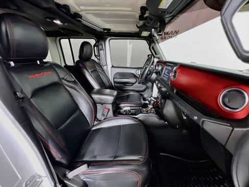 Used 2018 Jeep Wrangler Unlimited Rubicon AWD/4WD image 39