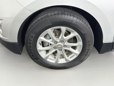 Used 2020 Chevrolet Equinox LT w/ Driver Convenience Package image 30