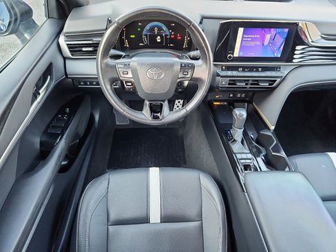 Certified 2025 Toyota Camry SE image 12