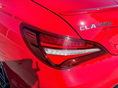 Used 2019 Mercedes-Benz CLA 250 image 33