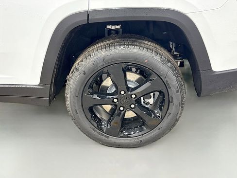 New 2025 Jeep Grand Cherokee L Limited w/ Black Appearance Package image 53