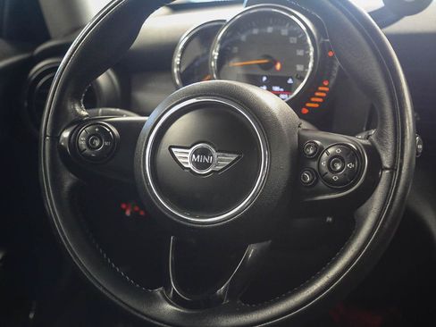 Used 2016 MINI Cooper 2-Door Hardtop FWD image 15