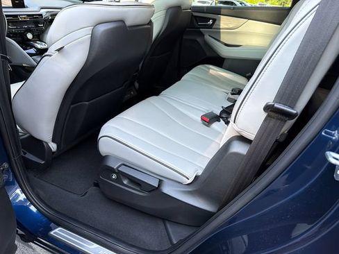 Used 2022 Acura MDX SH-AWD w/ Advance Package image 21