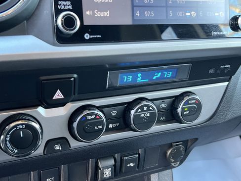 Used 2022 Toyota Tacoma SR5 image 20