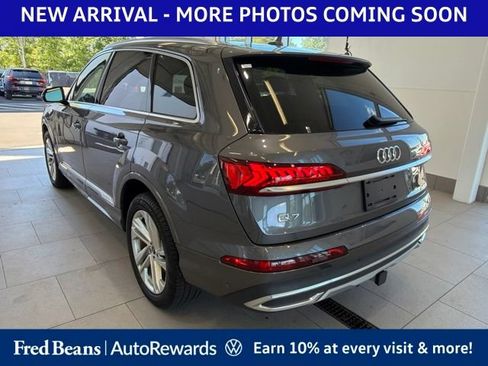 Used 2023 Audi Q7 3.0T Premium w/ Convenience Package AWD/4WD image 4