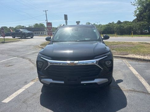 Used 2024 Chevrolet TrailBlazer LT w/ Convenience Package image 7