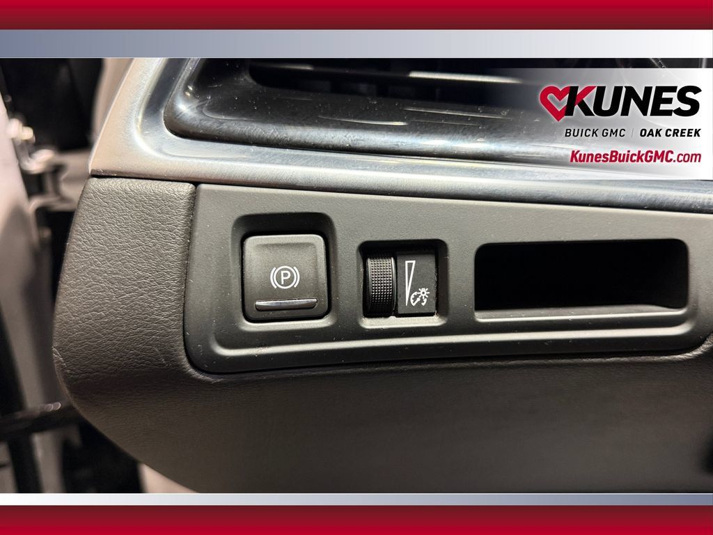 Used 2021 Cadillac XT6 Premium Luxury AWD/4WD image 19