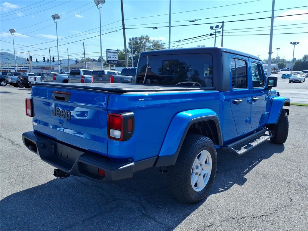 Used 2022 Jeep Gladiator Sport AWD/4WD image 4