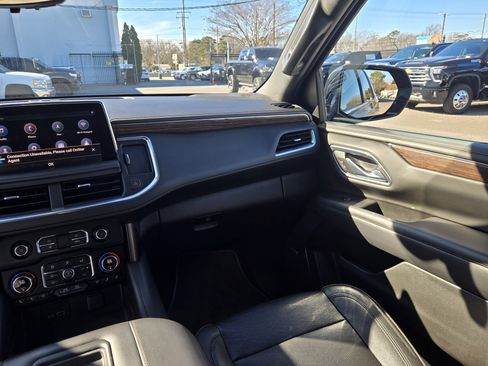 Used 2021 Chevrolet Tahoe High Country image 15