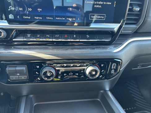 Used 2025 Chevrolet Silverado 2500 LTZ w/ Trail Boss Package image 25