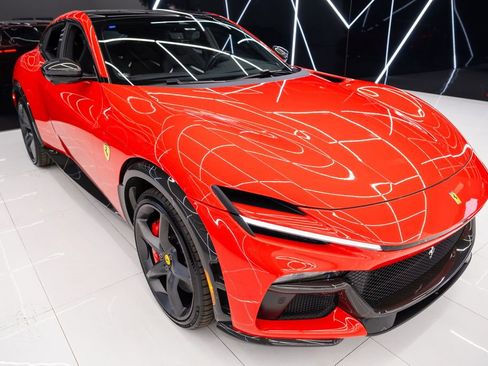 Used 2023 Ferrari Purosangue image 6