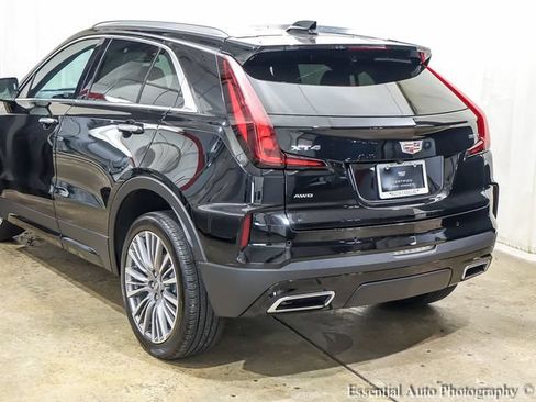 Certified 2024 Cadillac XT4 Premium Luxury AWD/4WD image 5