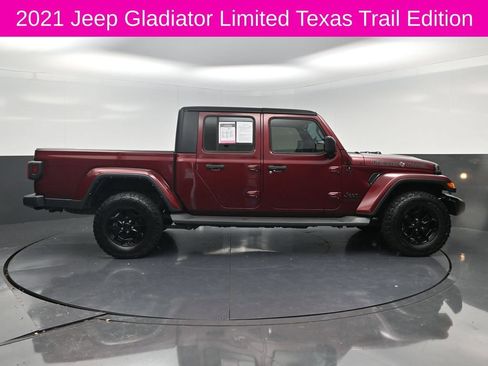 Used 2021 Jeep Gladiator Sport AWD/4WD image 4