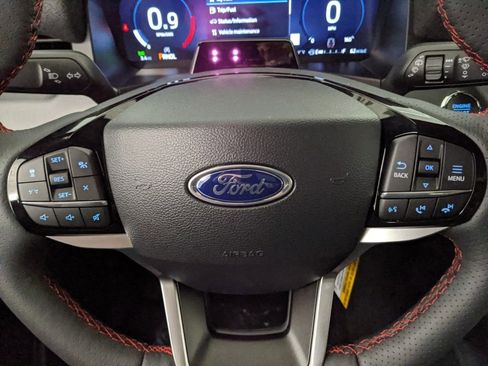 New 2025 Ford Explorer ST-Line w/ Premium Package image 17