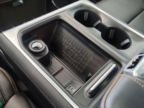 Used 2025 Ford Expedition Tremor AWD/4WD image 26