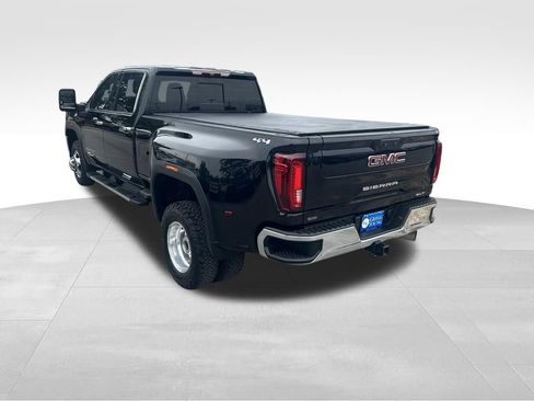 Used 2022 GMC Sierra 3500 SLT w/ SLT Convenience Package AWD/4WD image 4