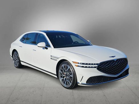 Used 2025 Genesis G90 3.5T AWD/4WD image 2