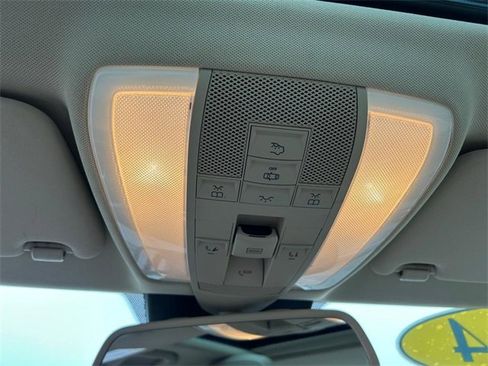 Used 2014 Mercedes-Benz C 300 4MATIC Sedan image 25