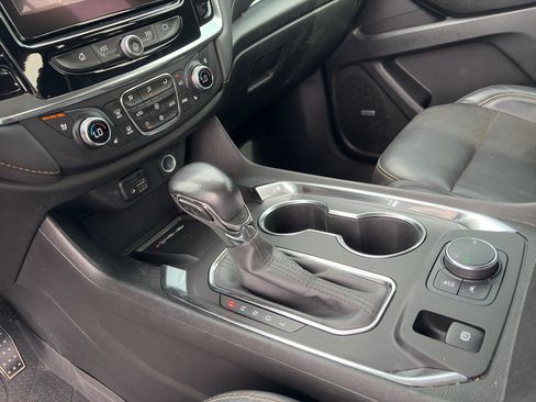 Used 2021 Chevrolet Traverse Premier w/ Redline Edition FWD image 8