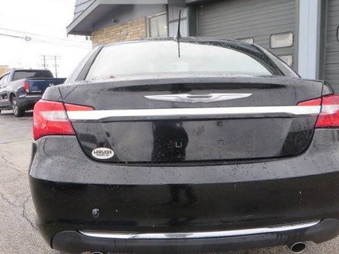 Used 2013 Chrysler 200 Limited w/ Sun/Sound Group image 19