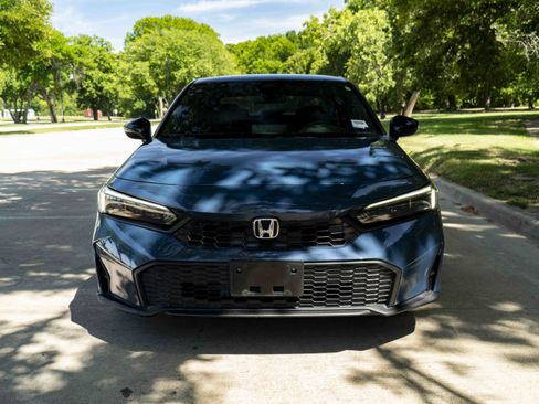 Used 2025 Honda Civic Sport image 3