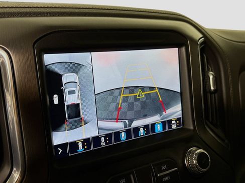 Used 2021 GMC Sierra 1500 AT4 w/ AT4 Value Package AWD/4WD image 17