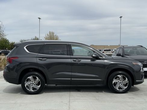Used 2023 Hyundai Santa Fe SEL image 3