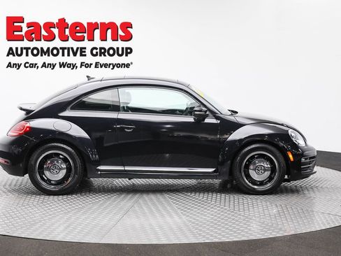 Used 2018 Volkswagen Beetle 2.0T S image 4