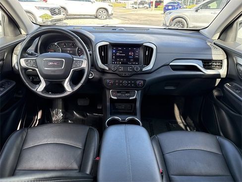 Used 2023 GMC Terrain SLT image 16