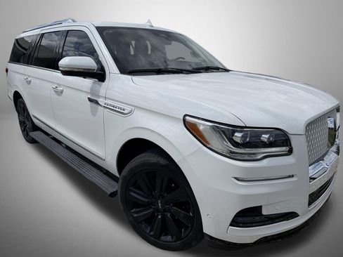 Used 2024 Lincoln Navigator L Reserve AWD/4WD image 1