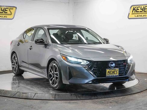 Used 2025 Nissan Sentra SR image 5