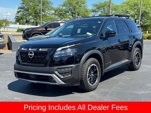 Used 2024 Nissan Pathfinder Rock Creek AWD/4WD image 7