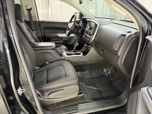 Used 2018 Chevrolet Colorado LT image 7