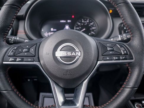 Used 2024 Nissan Kicks SR w/ SR Premium Package image 11