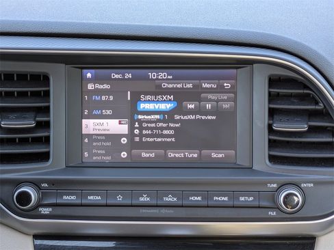 Used 2019 Hyundai Elantra SEL image 16